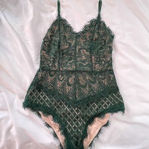Green Lace Bodysuit - NastyGal - Like New
